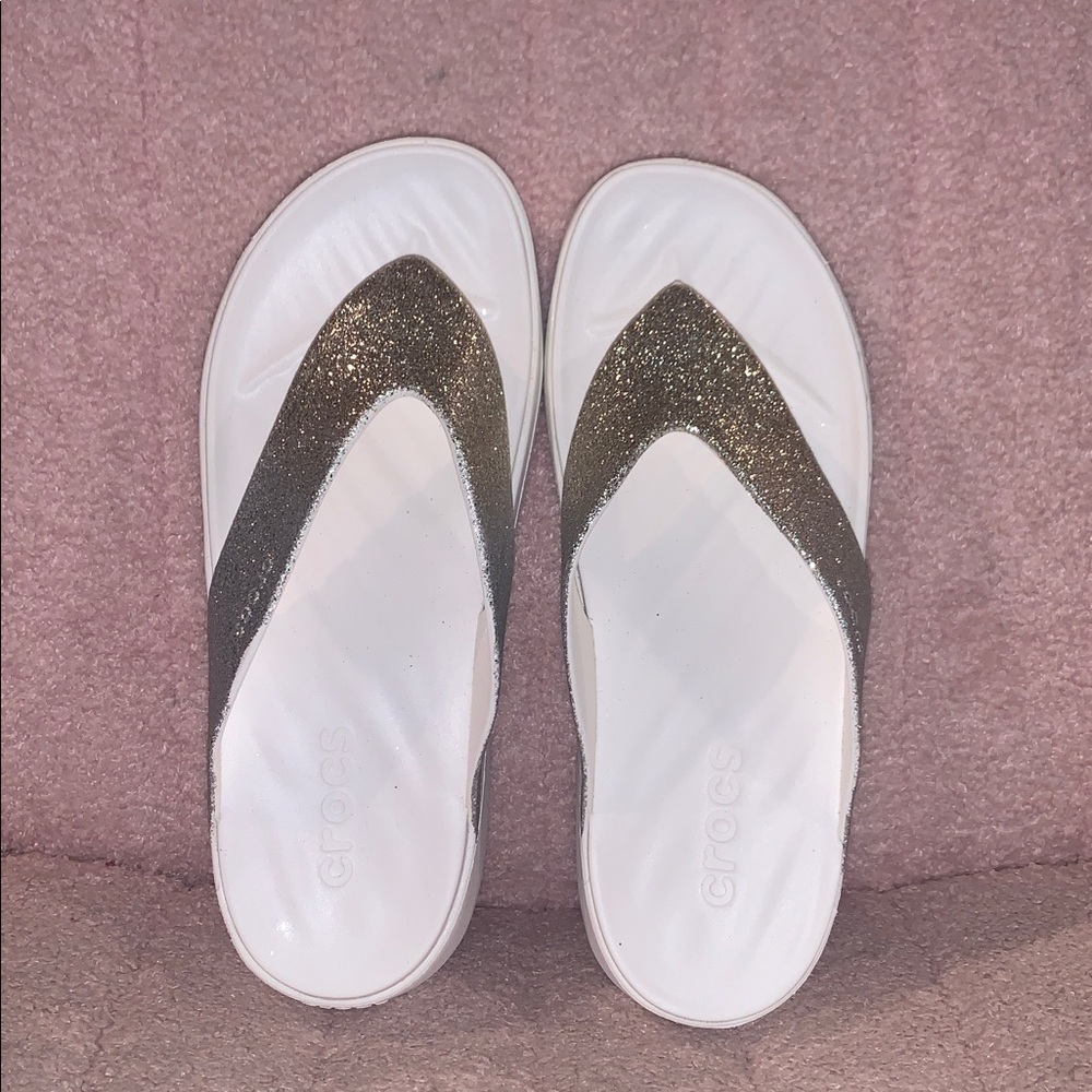 CROCS Getaway Chunky Glitter Platform Flip in White